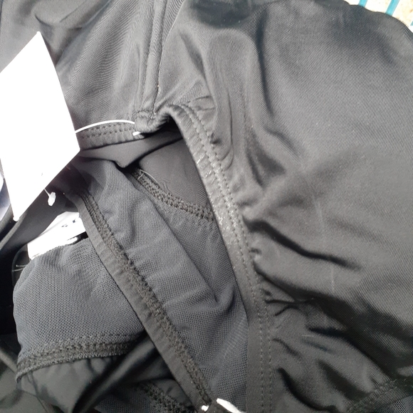 RELISTED - Picture 3 of 14